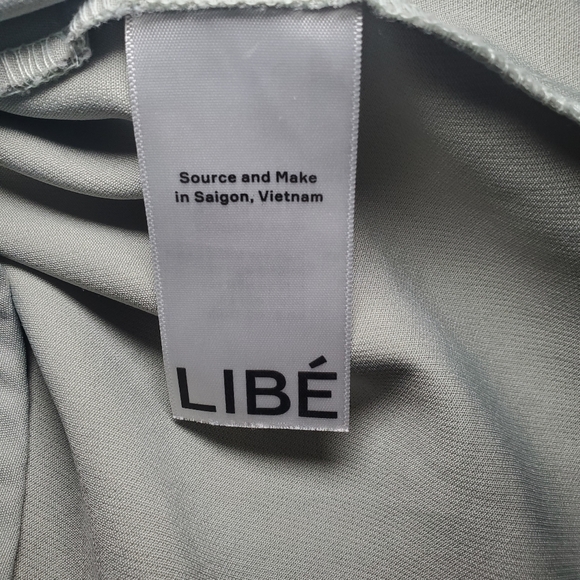 Libe workshop wrap blouse - Picture 2 of 3